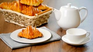 Trà Sen Ngọc Thiện Trang - Gói 250gr - Chè Xanh Sấy Khô Ướp Hương Thơm Ngon Thượng Hạng