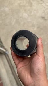 Chân máy sau 153 lắp cho xe ô tô 7 tấn 8 tấn chân cao su 10N -01050 tròn ngựa