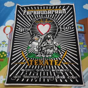 Bed-punggung-bordir-psht