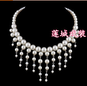 สร้อยคอปุยลูกปัดเทียมทำมือ ประดับเครื่องประดับละครเวทีเรียบง่าย ไม่ซีดจาง ประดับเครื่องประดับสำหรับการแสดงเรียบง่าย