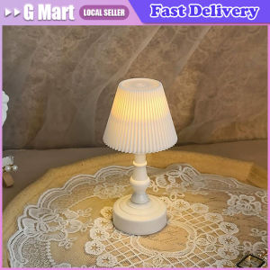 Bedroom Retro Warm White Vintage Table Lamp Night Light Bedside Lighting Room Ornaments Pleated Shellflower Bud Button Battery LED Table Lamps Desk Night For Bedroom Dining Night Light Simple Modern Decoration Nordic Mini LED Night Light Battery Powered