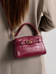 Fashionable Red Kelly Crossbody Bag Womens Handbag Shoulder Bag Wedding Bag Stylish Trendy Bag for Ladies Square Shape