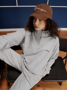 Champion | Half-Zip Stand Collar Embroidered Casual Sweatshirt