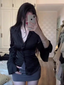 Slim Fit Long Sleeve Black Shirt Womens Fashionable Korean Style Commute Pure Color Polo Collar Multi-Button Autumn New Arrival