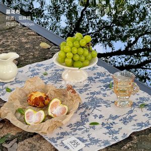 Bear Roar Simple Outdoor Picnic Mat French Atmosphere Autumn Camping Rug Vintage Blue Flower Photography Tablecloth Artisanal