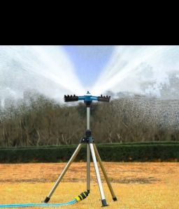360 Degree Rotating Tripod SprinklerStainless Steel Telescoping Tripod with Automatic Rotating Sprayer for Lawn Garden Large Area Yard
