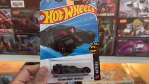 Mô Hình Xe Hot Wheels The Dark Knight Batmobile (1:64) | Bản Siêu Xe Batman Huyền Thoại