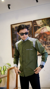 Elrumi Baju Koko Pria Dewasa Lengan Panjang Warna Hijau Motif Araseo Kombinasi Batik Bahan Katun