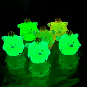 Cartoon Luminous Resin Pig Mini Colorful Figurines Car Ornaments Doll Glowing Microlandscape Garden Decoration
