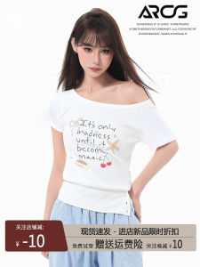 White Shoulder Bared Short Sleeve T Shirt Women Summer Slim Fit Stylish Hot Girl Short Design Sense Casual Streetwear Top