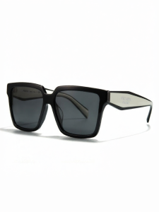 Prada | Face Slimming UV Protection Sunglasses