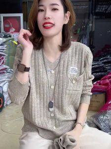 V Neck Ladieswear Autumn Wear Bottoming Shirt Loose-Fit Shoulder Slim Looking Autumn and Winter Sweater Female Knitwear Long Sleeves Small Shirt Top