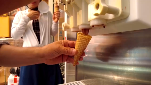 Bánh Ốc Quế Cuộn Miệng Phẳng Bạch Dương 16 Cái – Vỏ Ốc Quế Kem Giòn Bánh Quế Ăn Kem