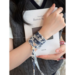 New Chinese Style Ethnic Fabric Scarf Necklace Womens High-End Sensation Small Audience Design Sweater Chain Vintage Wrap Hand Accessory