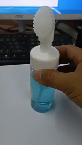 100/150ML Mousse Foaming Bottle With Brush Pump Face Brush Foaming Bottle Press Silicone Foam Bot