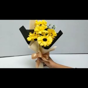 Hand Bouquet bunga artificial free box dan kartu ucapan buket bunga wisuda Tunangan/ulang tahun