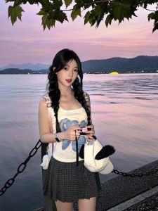 Áo Ba Lỗ Không Tay Phong Cách Ngọt Ngào American Style Dành Cho Nữ Mùa Hè 2025 Áo Ba Lỗ Không Tay Ôm Vừa Vặn Họa Tiết Hoa Cỏ Dại