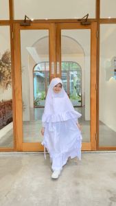 Fatih dan Firra - Auni Gamis Putih Anak: Tambah Cantik Sholihah & Rajin Ibadah