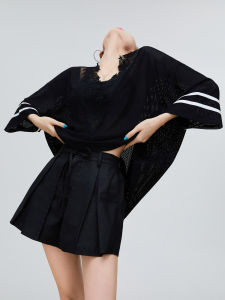 XIAODADEHUA | Casual Black V-neck Lace Insert T-shirt