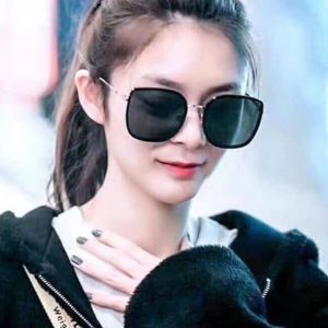 SALE GENTLE MOSHER!!! Kacamata Fashion Korea BIBI / Sunglasses Hitam UV 400 GW-0037 + BOX + HARD CASE