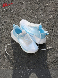 Warrior | Womens Lightweight Breathing Athletic Shoes