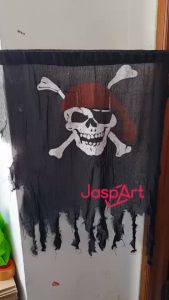 Bendera Bajak Laut & Dekorasi Halloween