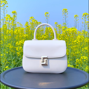 Tas Desain Gaya: LUNERA - Verona Bag