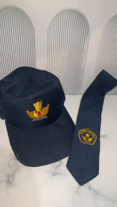 topi biru smp dan dasi smp logo tut wuri