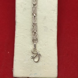 สร้อยข้อมือเงินลายเกลียวมีนา ความยาว 7 นิ้ว ใส่ในชีวิตประจำวันได้