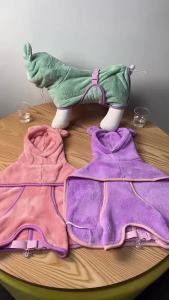 Microfiber Dog Bathrobe Super Absorbent Pet Towel Bathrobe Bath Towels Quick-Drying Cat Dog Bath Towel Bath Supplies Dog Towels