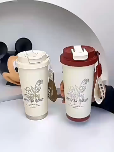 316สแตนเลส 500ml/17oz สง่างาม แก้วกาแฟ เก็บความเย็นความร้อน พร้อมหลอด มีสายคล้อง