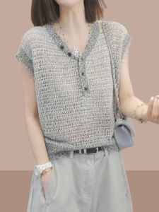 Shalldoer | French Elegant Color Block Design Knitwear Womens Fashionable Summer Top Age-Defying Versatile V-Neck Short Sleeve Sweater