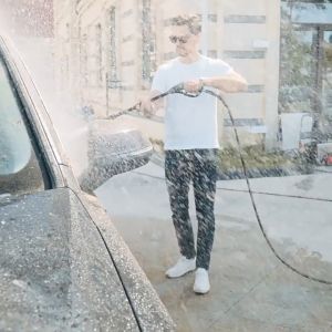 Mesin Steam Mobil Portable & High Pressure Washer 220V: Alat Cuci Mobil Efisien