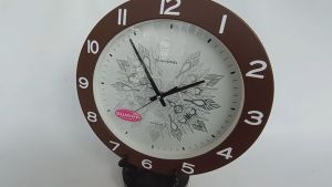 Jam Dinding Besar Kamar Ruang Tamu Polos Gold Silver Black Brown Red Sweep Movement Tidak Berisik Diameter 30cm Diamond