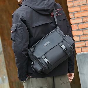 Tas Selempang Pria Slingbag Oxford Cloth Waterproof Messenger Bag Banyak Kantong Tas Pria E&S 2087