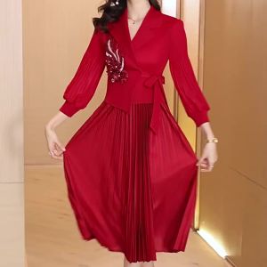 Elegant Pleated Suit Collar Dress with Sash Elastic Waist Chiffon Skirt Business Casual Spring Autumn Fashion Design
