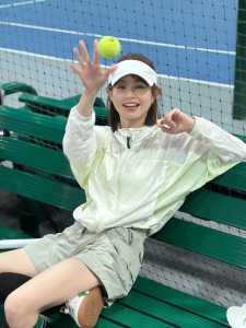 Womens Summer New Loose Breathable Short Sleeve UV Protection Jacket Outdoor Thin Coat Casual Comfortable Zipper Closure