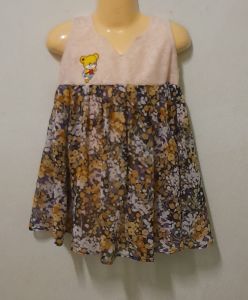 เสื้อผ้าเด็กน่ารัก ชุดกระโปงเด็กน่ารัก ชุดลูกสาว ชุดเด็กใส่เที่ยว แฟชั่นเสื้อผ้าเด็ก รอบอกเด็ก 22นิ้วตัวยาว18นื้วเด็กอายุ2-3ปี