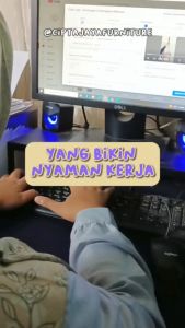 Cipta Jaya - Meja Monitor Komputer Stand Tatakan Dudukan Standing Rak Laptop Pc 19 inc Minimalis Kayu Aesthetic Samsung Portable Lg Acer Tv Besi Lenovo Macbook Korean Style Serbaguna Gaming Ukuran 50x20x10 cm Lapisan Tacosheet Putih Hitam Natural Kayu