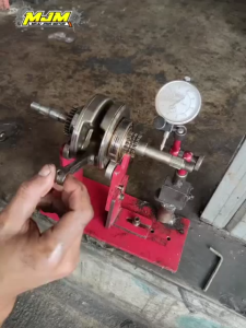 stand dudukan senter bandul kruk as dan treker bearing ruk as 1set