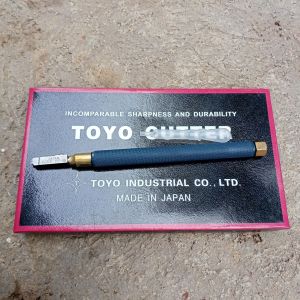 pisau pemotong kaca Toyo tc 10 original Made in Japan pisau potong kaca tebal alat pemotong kaca akuarium alat potong kaca oil glass cutter asli jepang