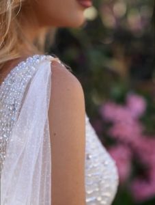 A-line wedding dress 600 Removable bows wedding dress Bridal gown V-neck wedding dress