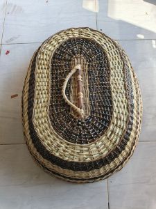 Tudung saji/tutup saji makan terbuat dari rotan asli