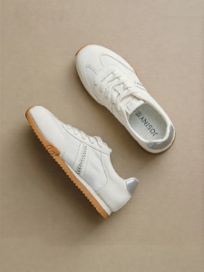 Josiny | Comfortable Lightweight Thick Sole White Sneakers