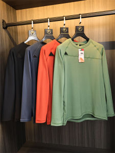 High-End Sport Series One-Piece Fleece Long Sleeve round Neck T-Shirt for Men Outdoor Warm Moisture-Wicking Autumn Winter Fashion Urban Style