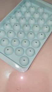 DCH - Cetakan Es Tutup Ice Tray 33 Lubang | Cetakan Es Batu Bulat Silicone