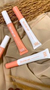 Moko Moko Glow Up Cushion Concealer - Concealer Makeup Tahan Lama