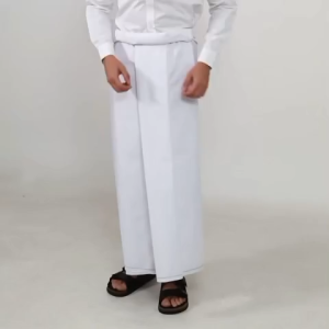 Lembutnya Katun Rayon Indahnya Tenun – Sarung Nyaman Sepanjang Hari | Sarung Tenun ANDZAH