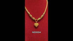 สร้อยคอ8เหลี่ยม ขนาด 5 มิล ห้อยจี้หัวใจ ยาว 20นิ้ว