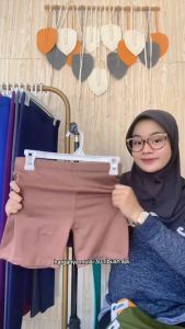 LEGGING PENDEK WANITA DEWASA | CELANA SHORT STRIT DALEMAN WANITA | CELANA SHOT PEREMPUAN BAHAN ADEM